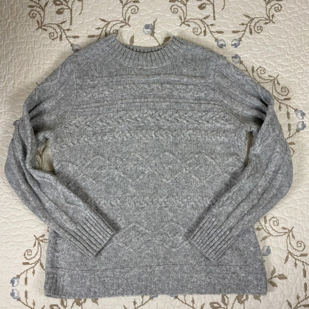 St John's Bay Sweater Womens Medium Gray Excellent Cable Knit Long Sleeve